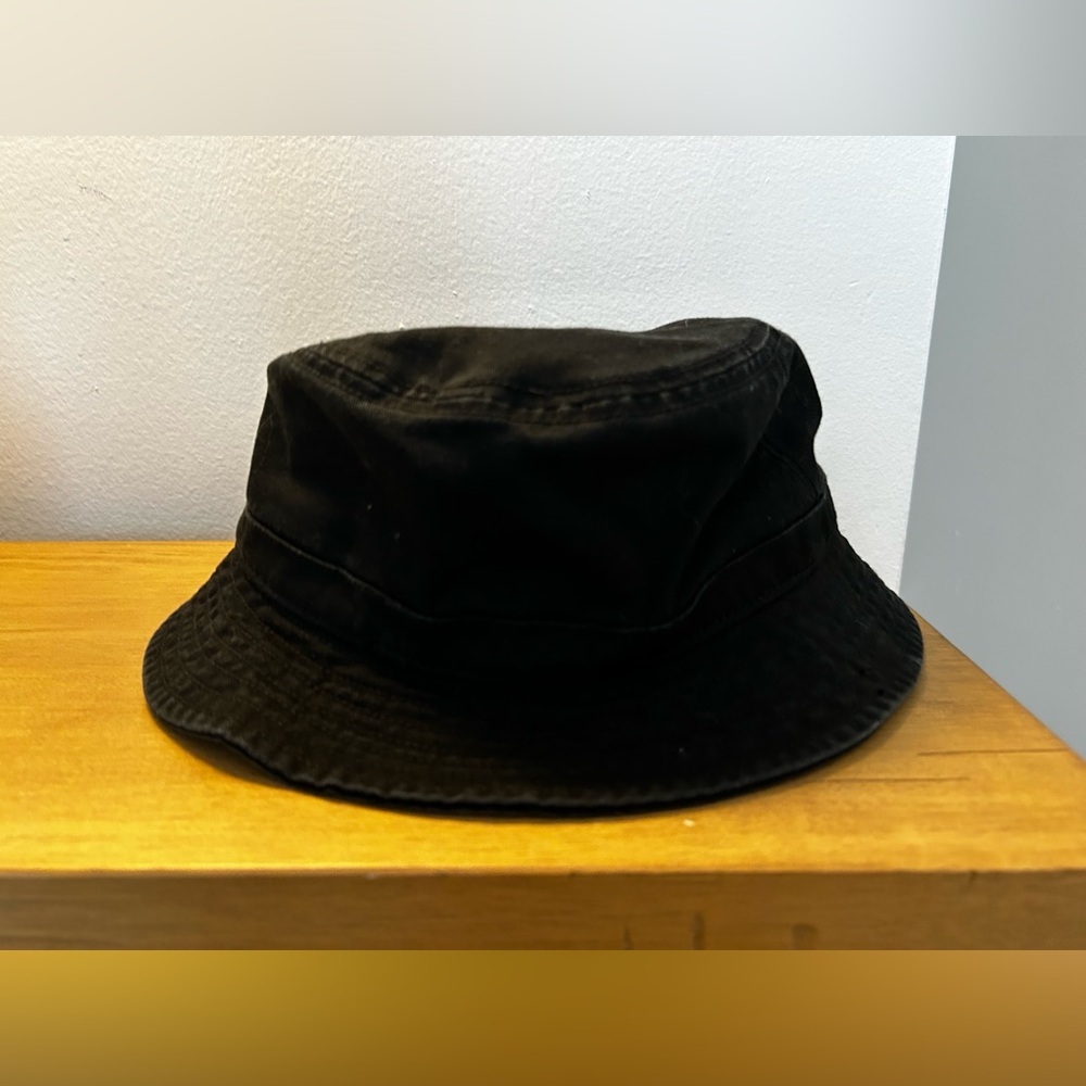 Adidas black bucket hat. Worn once. - Picture 3 of 5